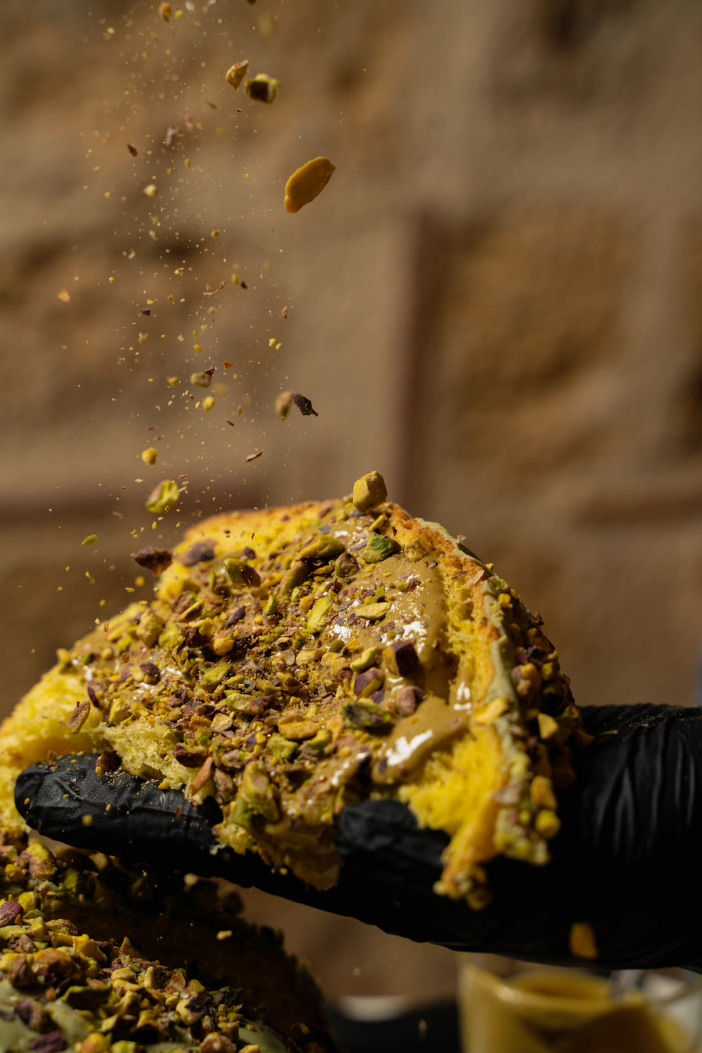 Panettone al Pistacchio con Sac à Poche di Crema al Pistacchio
